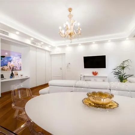 Sorrentovibes - Luxury Sea View & Jacuzzi In Centre Appartement Sorrente