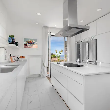 Sorrentovibes - Luxury Sea View & Jacuzzi In Centre Appartement Sorrente