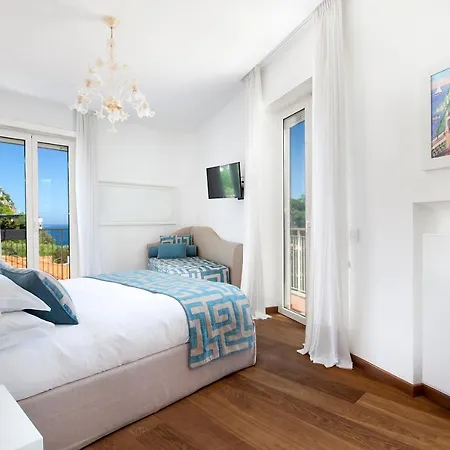 Appartement Sorrentovibes - Luxury Sea View & Jacuzzi In Centre Sorrente