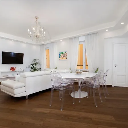 Sorrentovibes - Luxury Sea View & Jacuzzi In Centre Apartamento